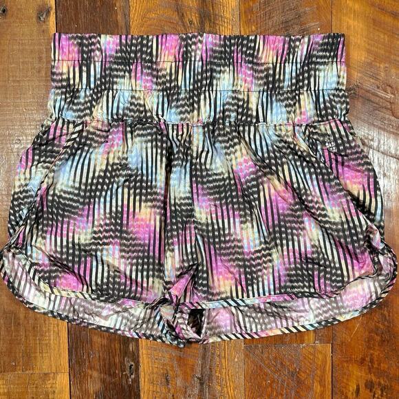 Free People Movement The Way Home High Rise Shorts NWOT in Euphoria Size XL - Picture 3 of 7